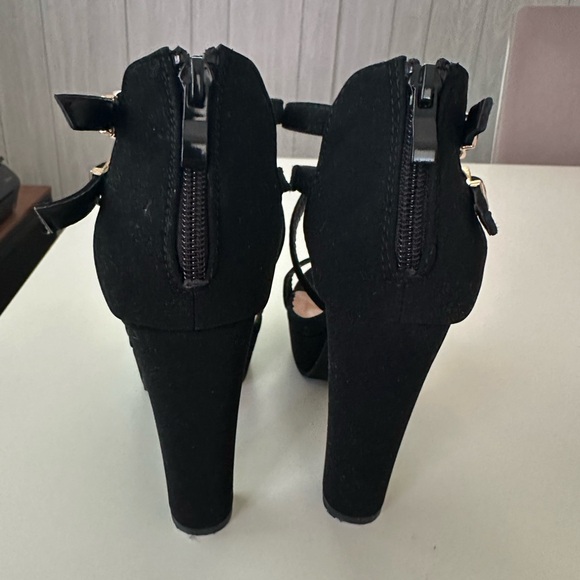 Suede Black High Heel Platform Pump Sandals - Picture 8 of 10